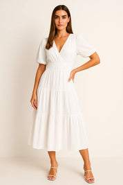 Fließendes Kleid mit Puffärmeln