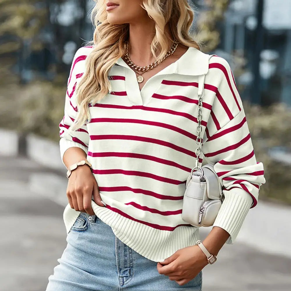 Moderner Look, Gestreifter Pullover mit V-Ausschnitt