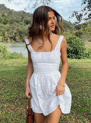 Elegantes Sommerkleid