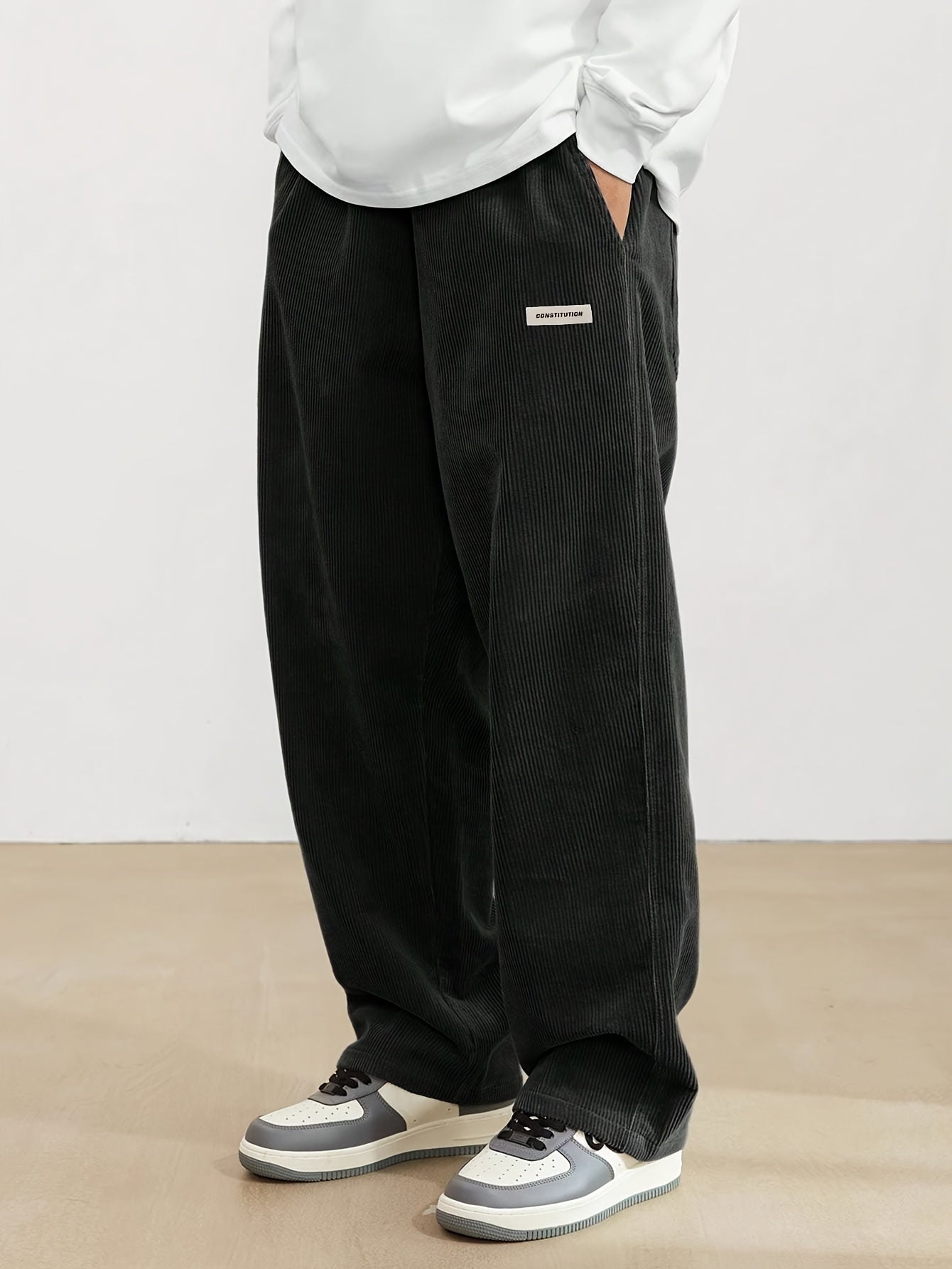 Herren Cordhose mit Taschen