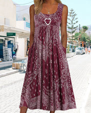 Fließendes ärmelloses Ibiza Kleid