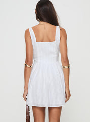Elegantes Sommerkleid