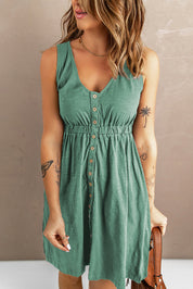 Ärmelloses knöpfbares Sommerkleid
