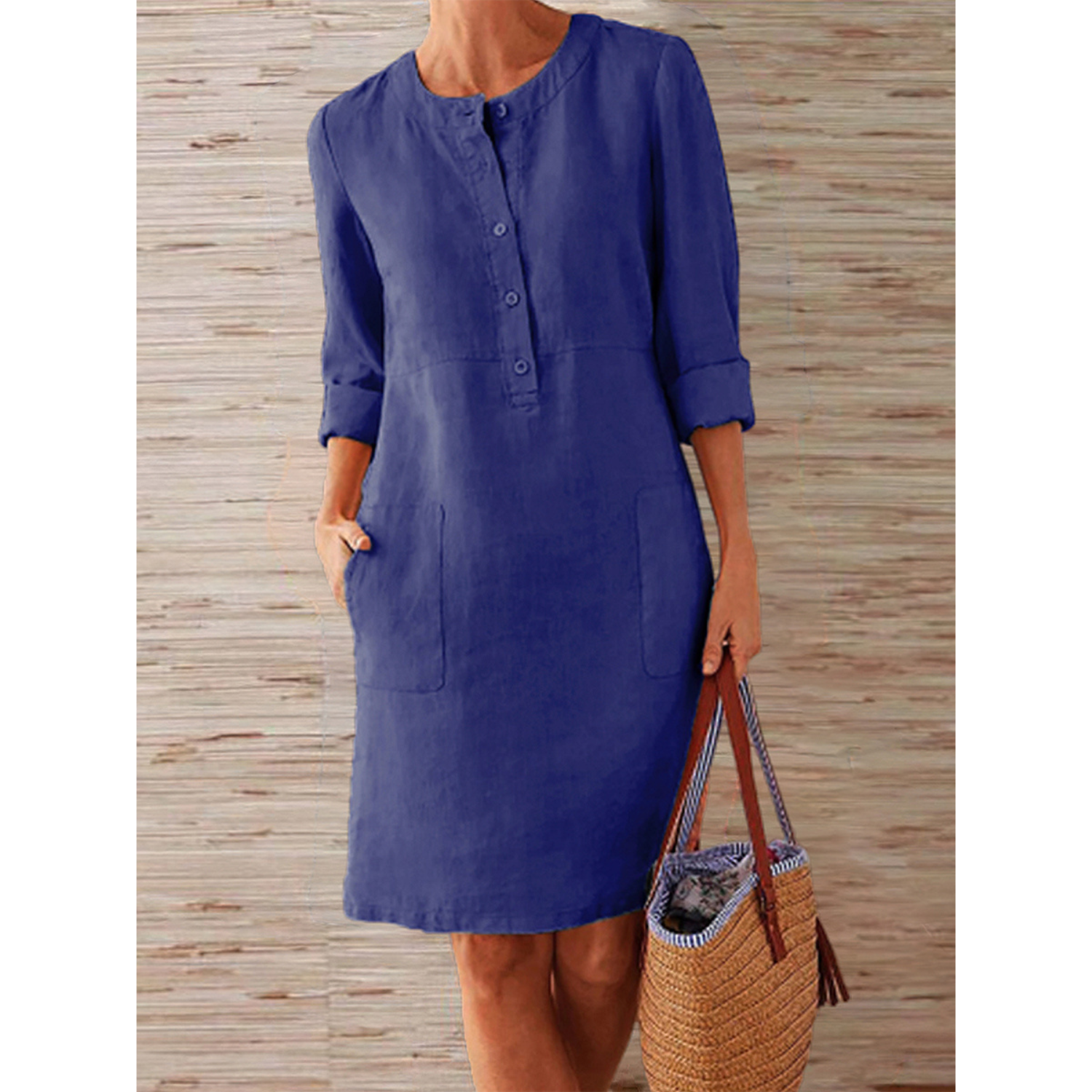 Einfaches knielanges Kleid