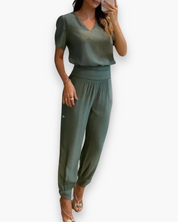 Schicker taillierter Jumpsuit