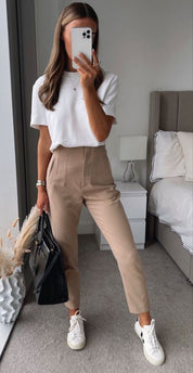 Elegante knitterfreie Hose