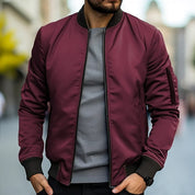 Trendige leichte Bomberjacke
