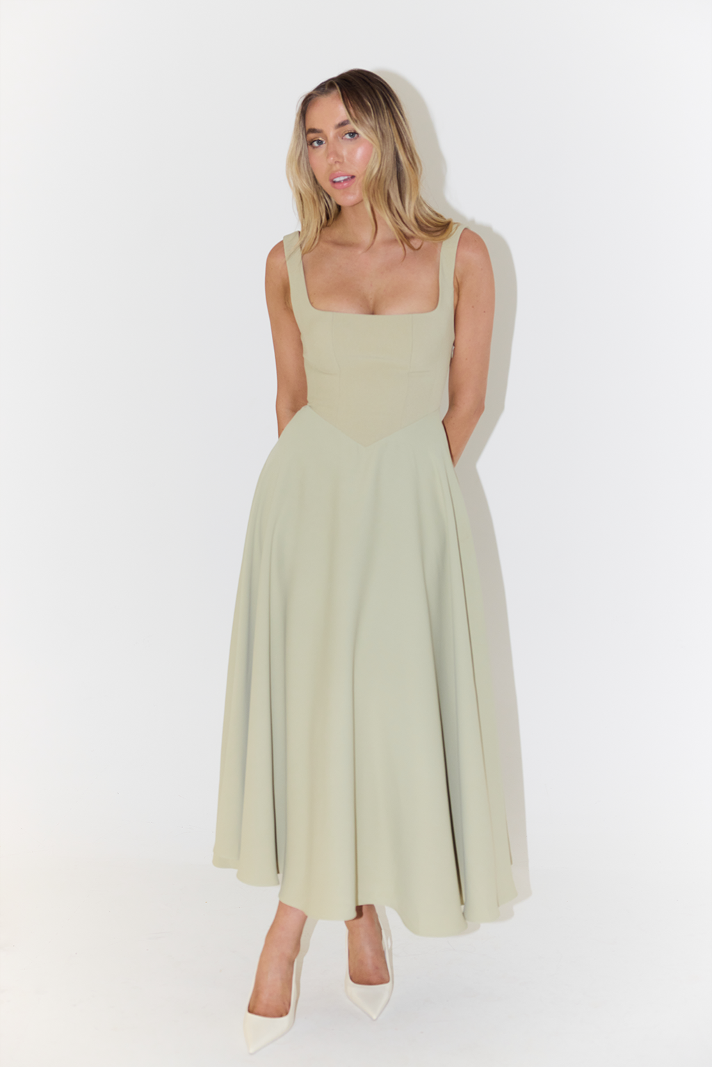 Schickes ärmelloses Maxikleid