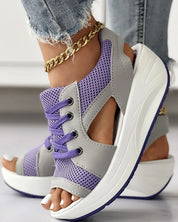 Kontrastfarbene Muffin Sandalen