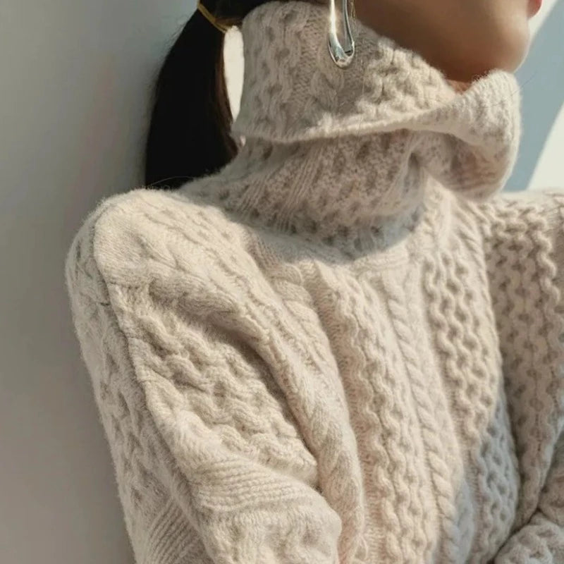 Couture-Rollkragenpullover.jpg