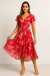 Fließendes Sommerkleid mit V-Ausschnitt