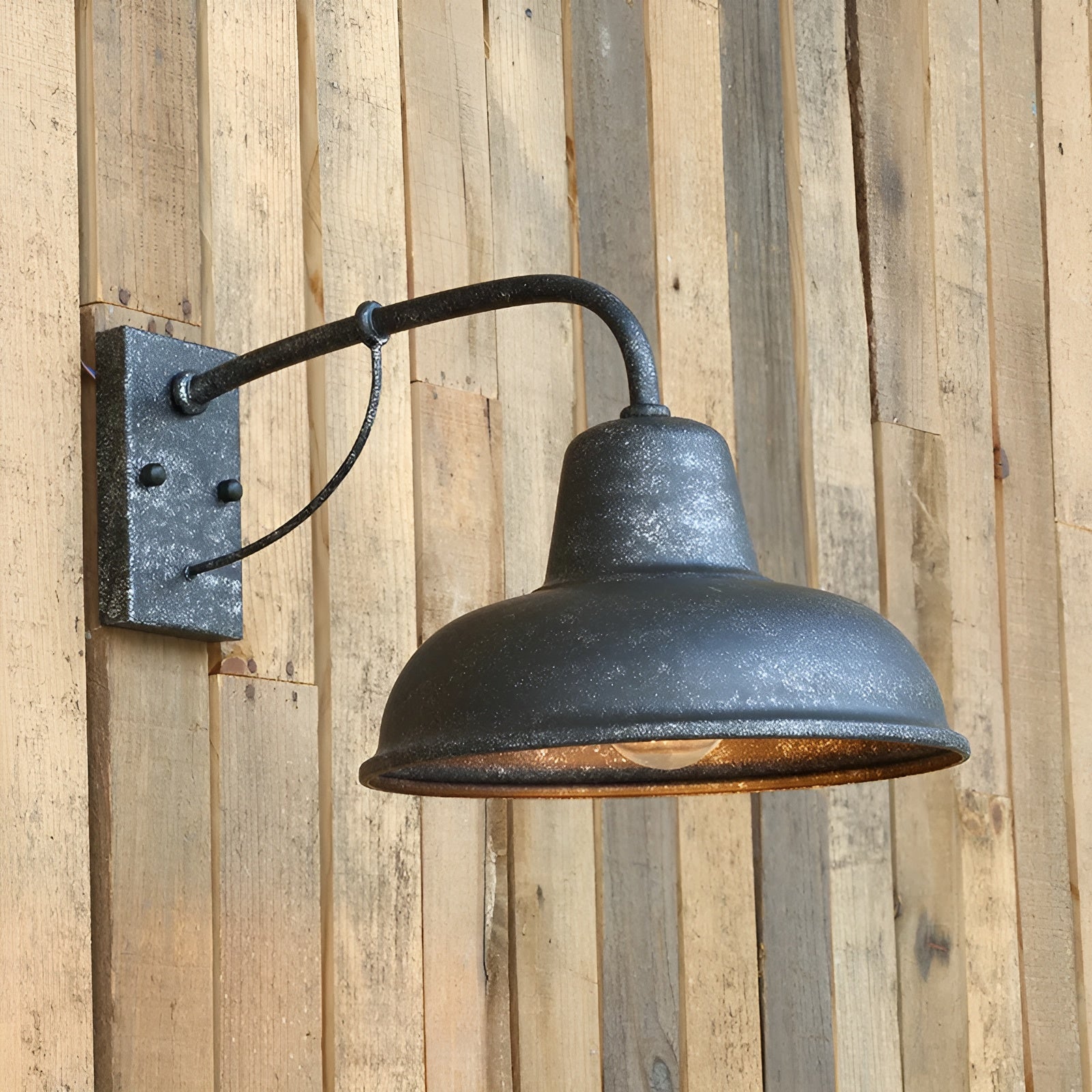 HomoraAisleEisenSconce14.jpg