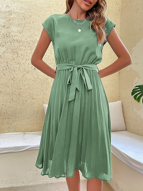 Kurzärmeliges plissiertes lässiges Minikleid