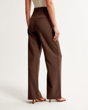 Elegante Damenhose mit geradem Bein