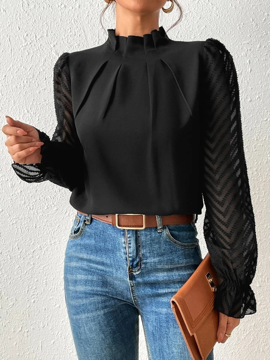 Elegante Gemusterte Bluse
