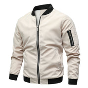 Trendige leichte Bomberjacke