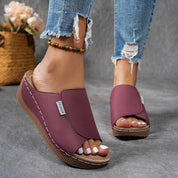 Ergonomische Slip-on Keilsandalen