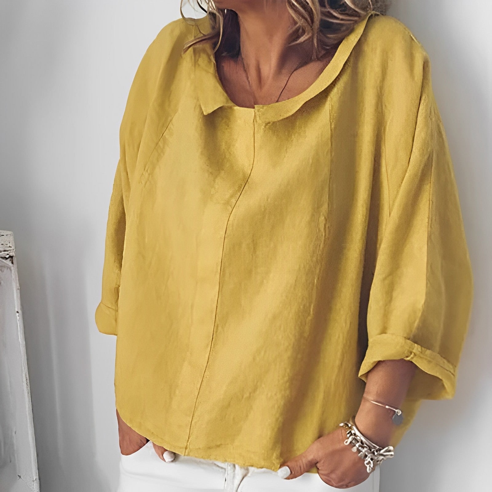Paulina_-_Lose_Kragenbluse_Gelb.jpg
