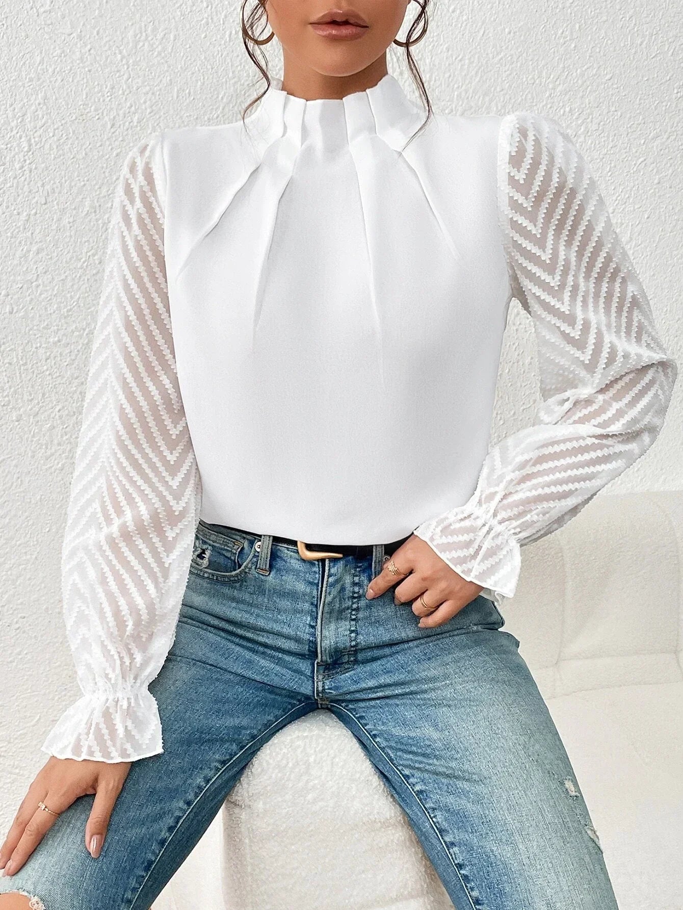Penelope_-_Spitzen_rmel_K_stenbluse_Wei_1.webp