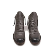 Schicke Stiefel aus Leder