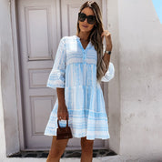 luftiges Boho-Kleid mit fröhlichem Muster