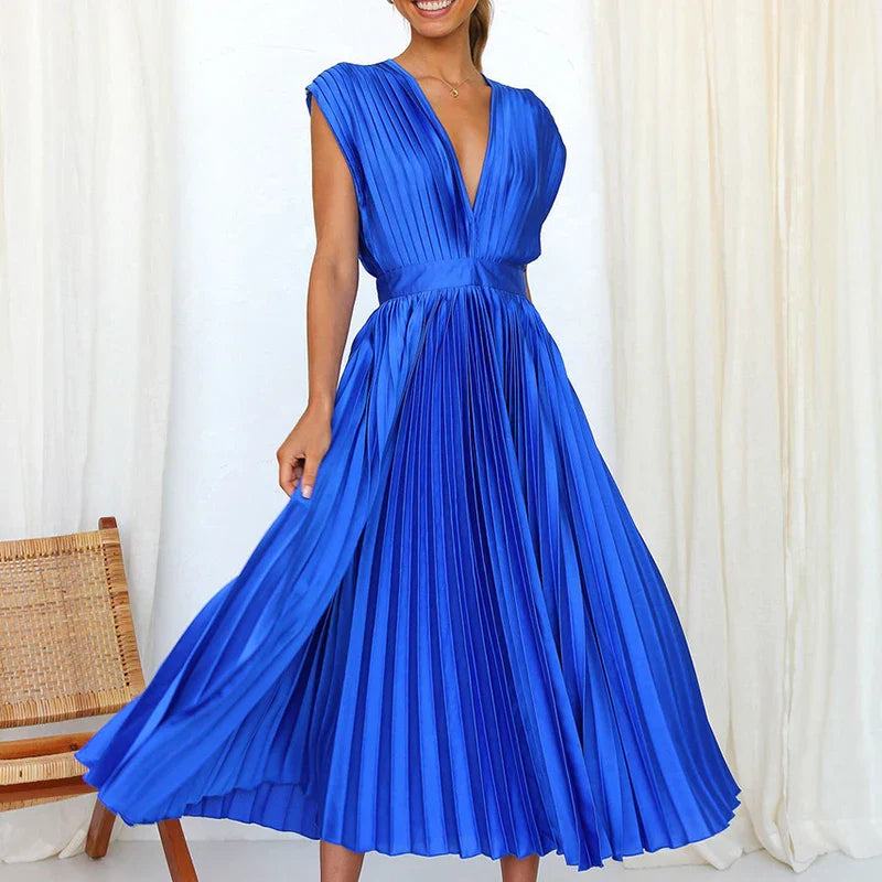Langes Plissiertes Kleid mit Gürtel