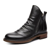 Schicke Stiefel aus Leder
