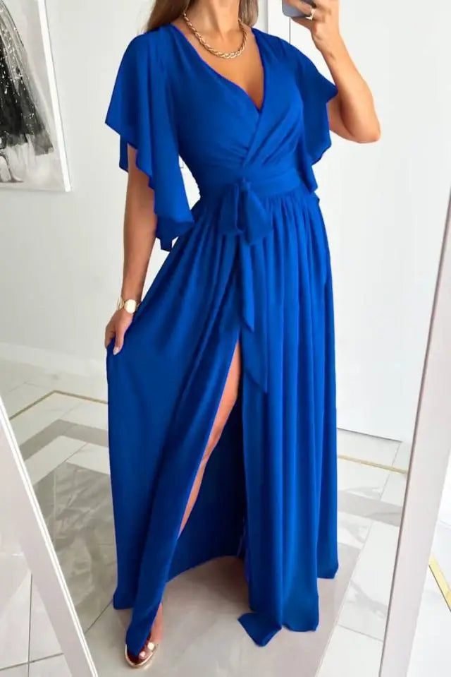 Elegantes Kleid mit V-Ausschnitt