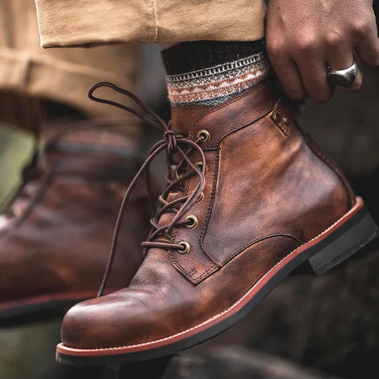 Retro Winter Schnürstiefel