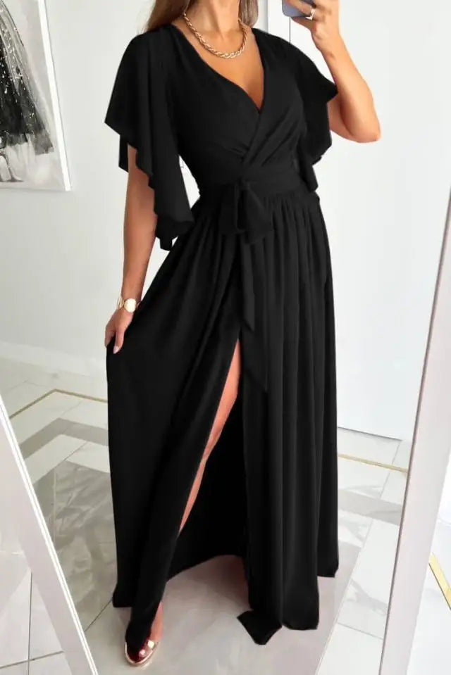 Elegantes Kleid mit V-Ausschnitt