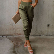 Elegante Cargohose mit Satin-Schimmer
