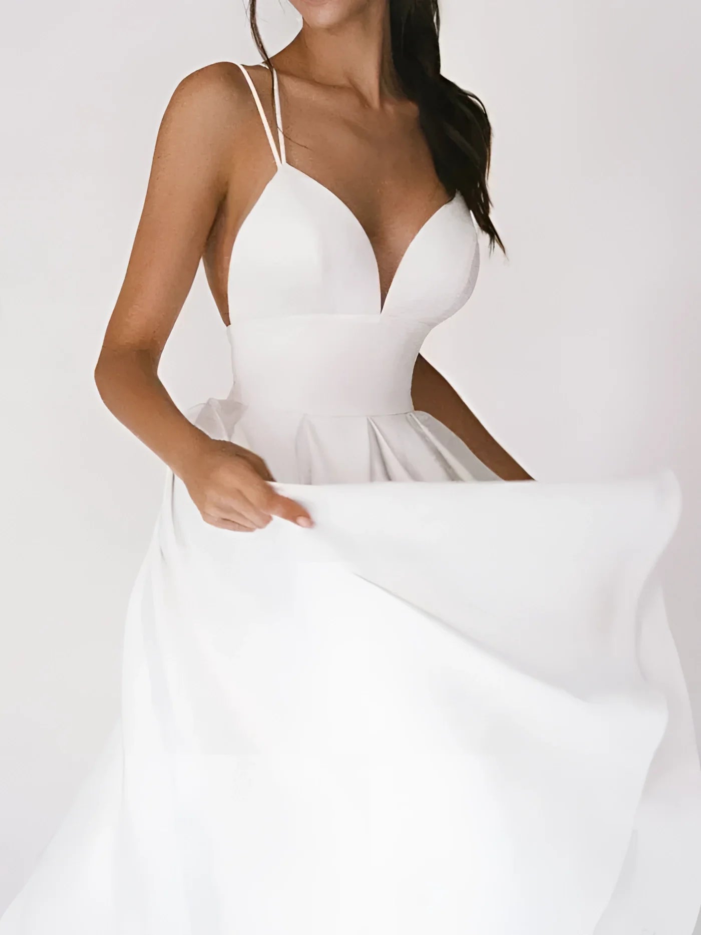 Tavendia_elegantes_weisses_midi_kleid_mi_63558869.webp
