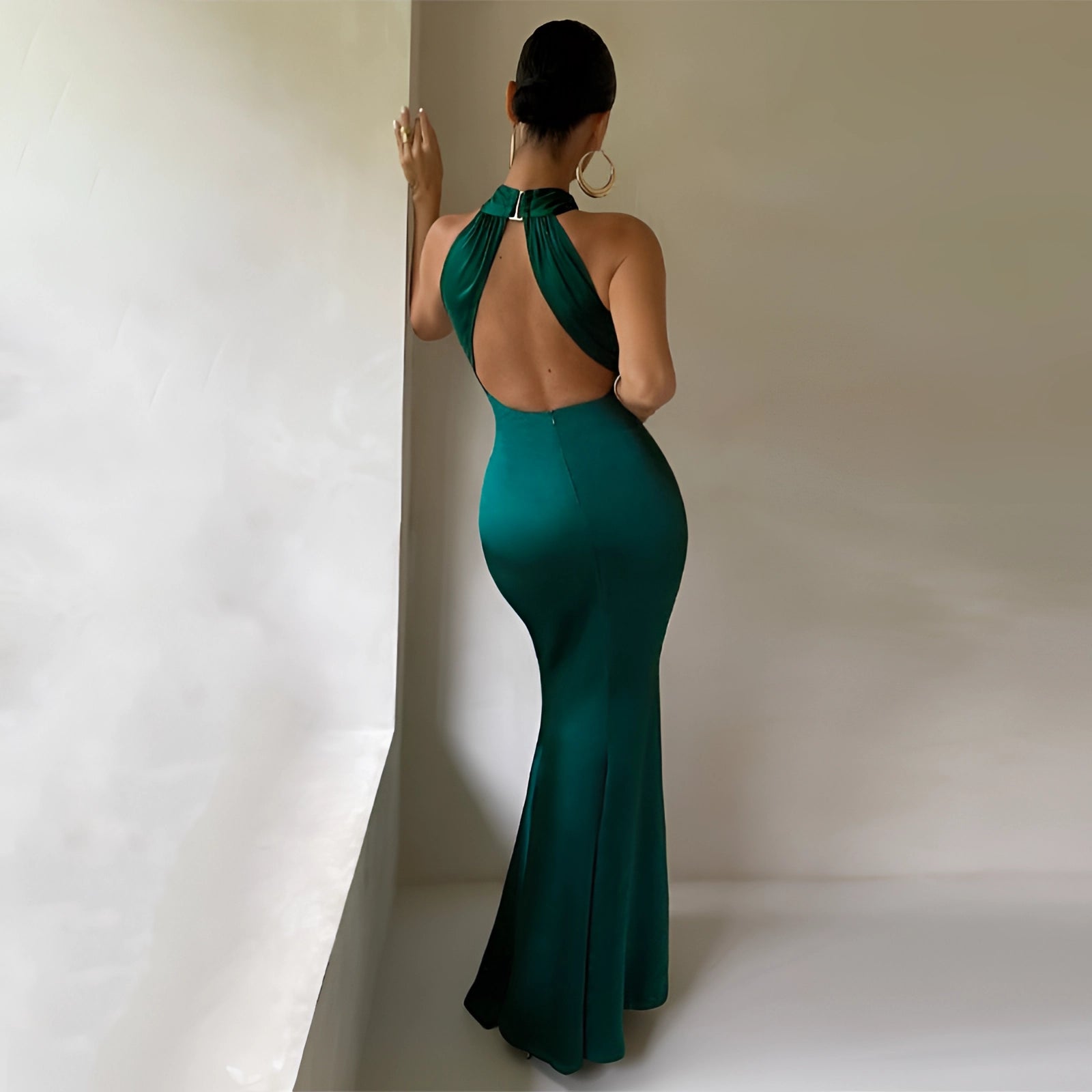Tavendia_emerald_green_satin_mermaid_ha_53897070.jpg