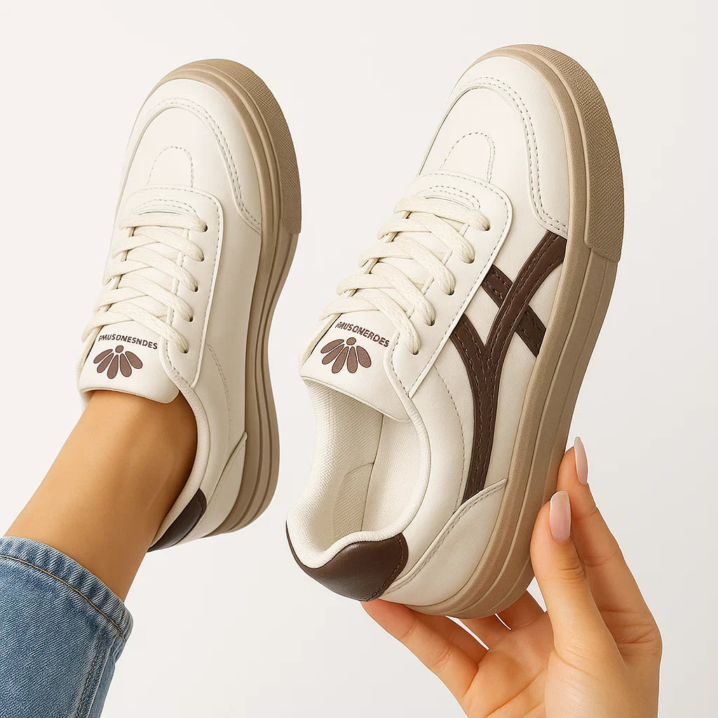 TrendigeDamenSneaker_Brown.webp