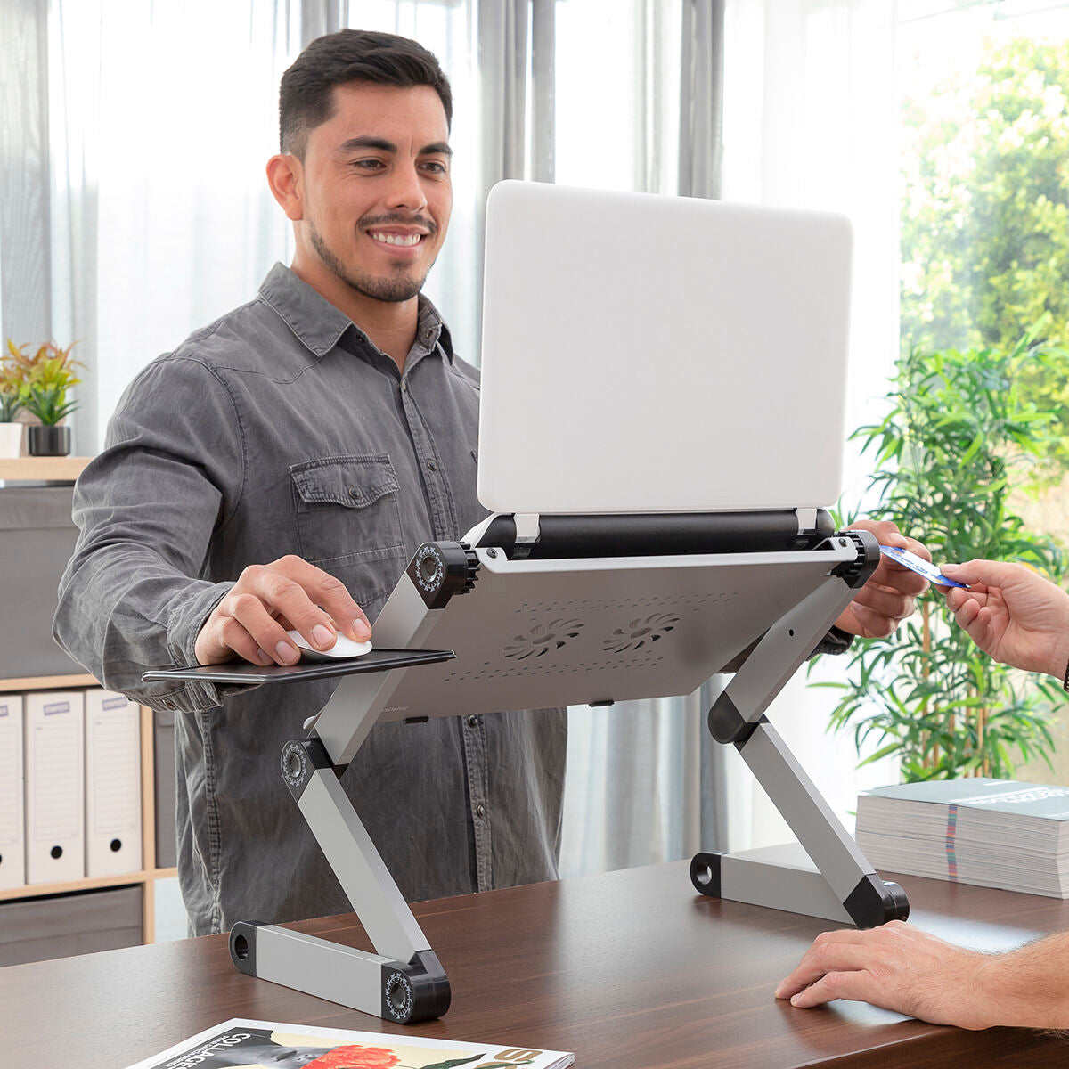 Innova Tragbarer, verstellbarer Laptoptisch