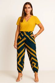 Zweiteiliges Bluse und Hose Set
