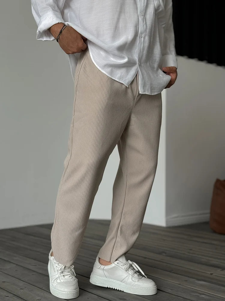 Gemütliche, legere Herrenhose
