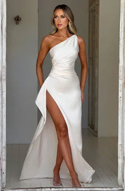 Elegantes Maxikleid mit Seitenschlitz