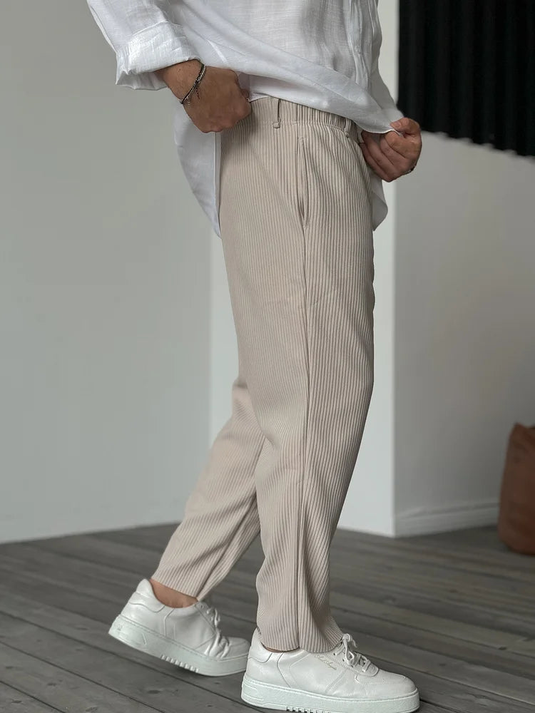 Gemütliche, legere Herrenhose