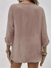 Atmungsaktive Bluse mit V-Ausschnitt