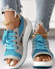 Kontrastfarbene Muffin Sandalen