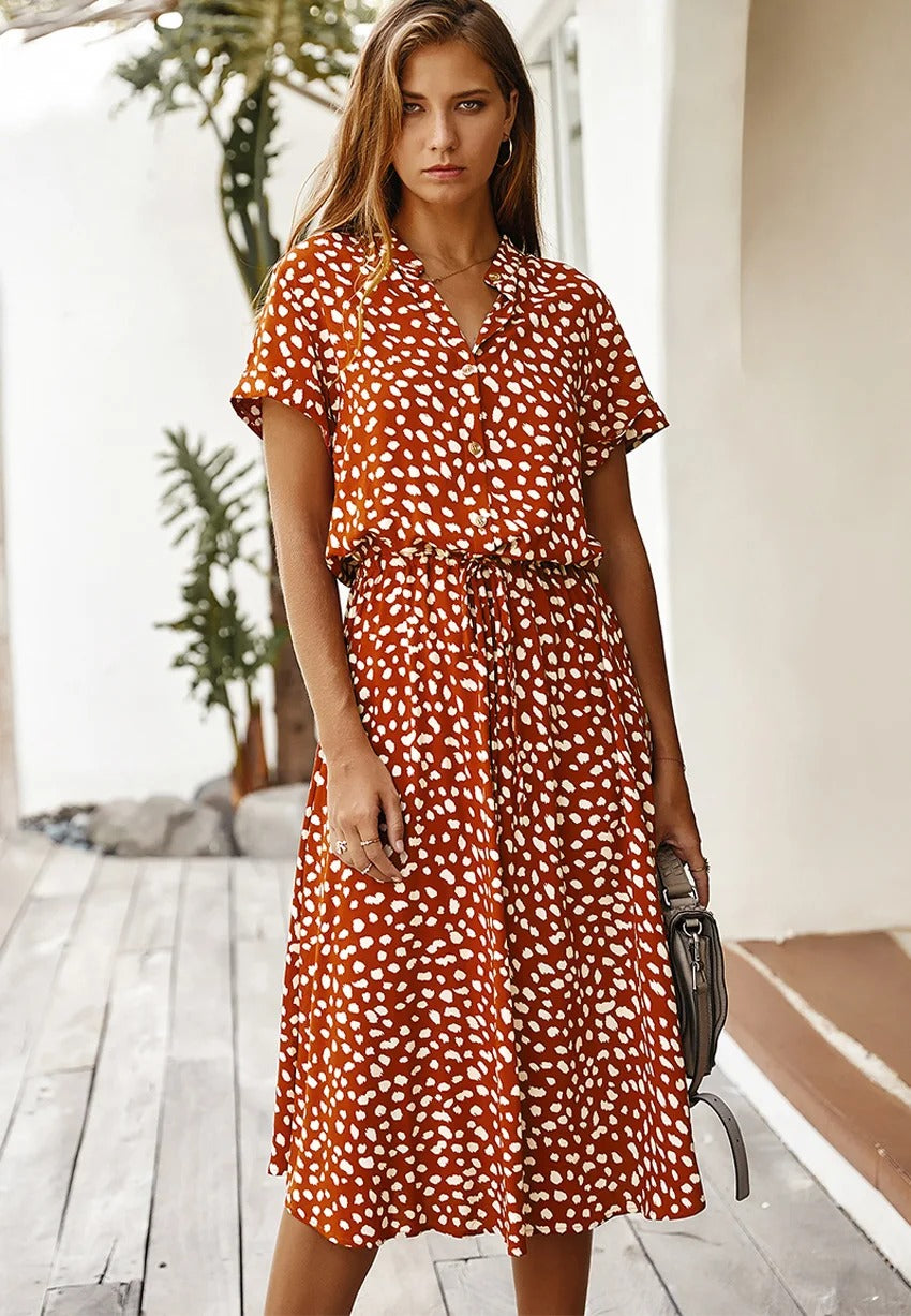 Bequemes Bedrucktes Sommerkleid