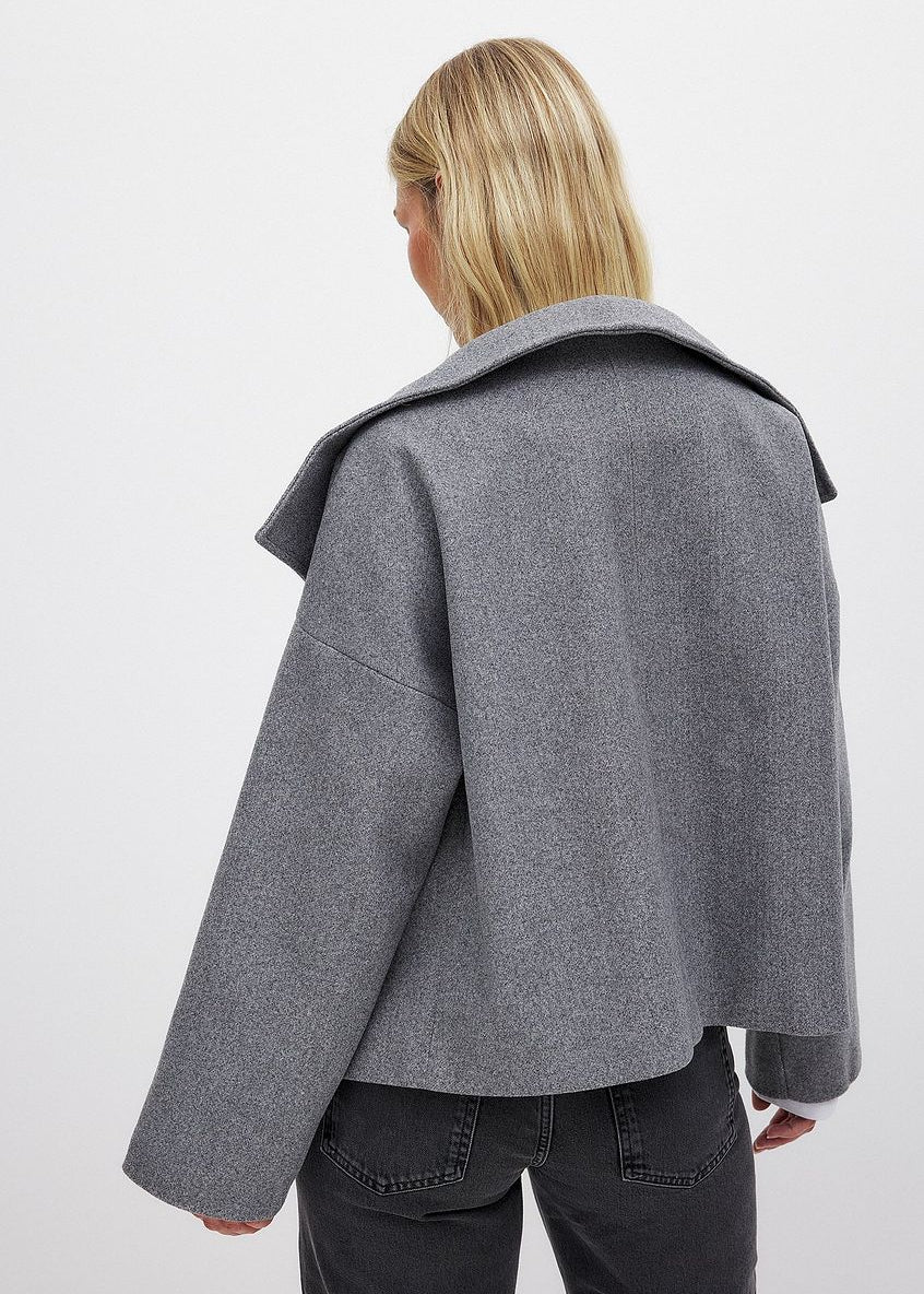 double_breasted_short_coat_1018-008758-03662603.jpg