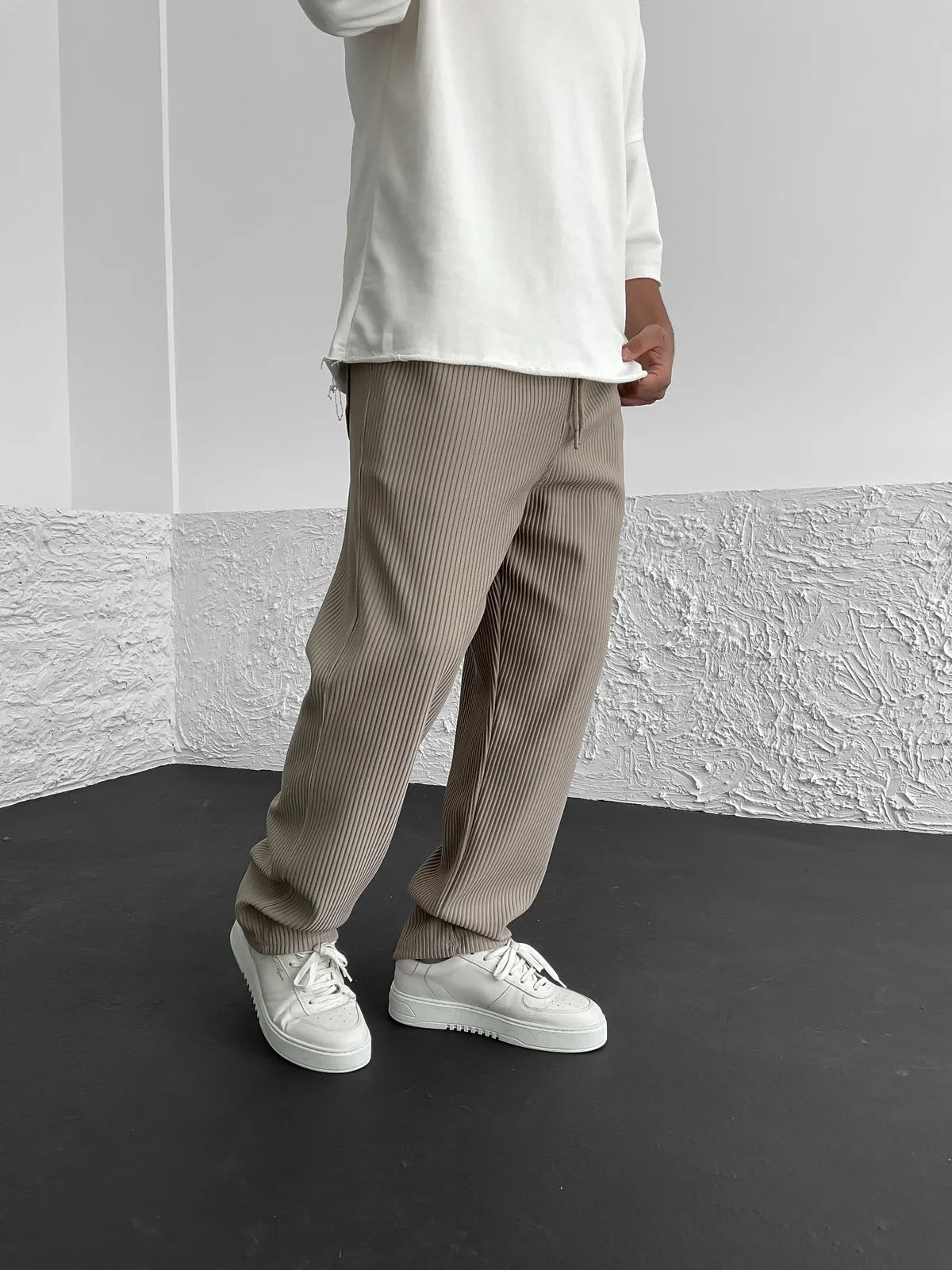 Moderne gerippte Hose