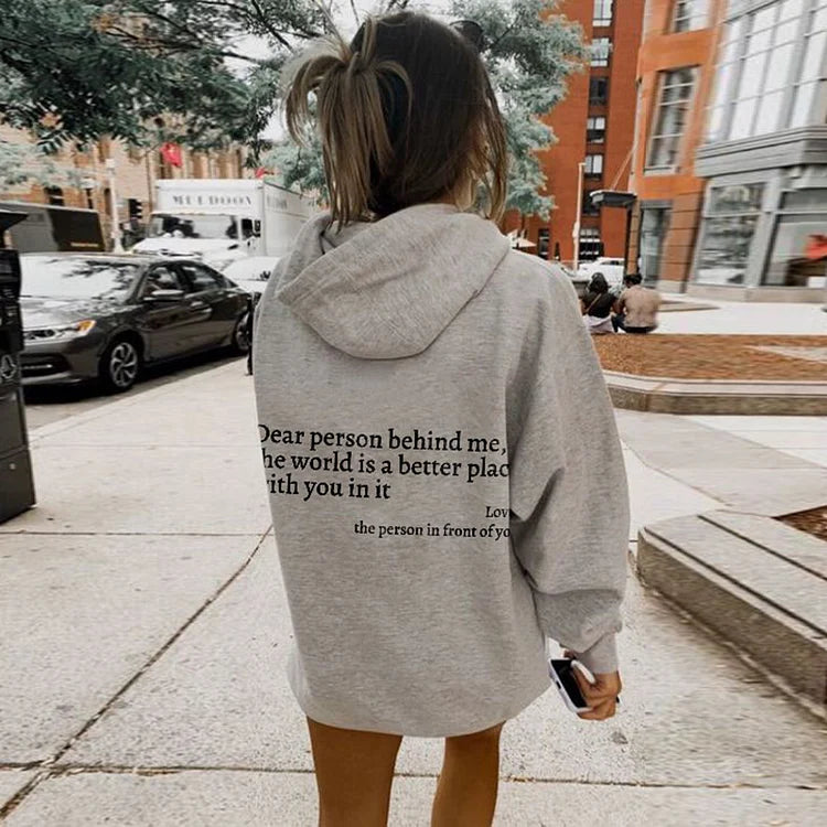 Übergroßer warmer Kapuzenpullover