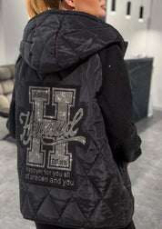 Stilvolle Daunenjacke mit Rautenmuster
