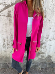 Lange Strickjacke mit Kapuze