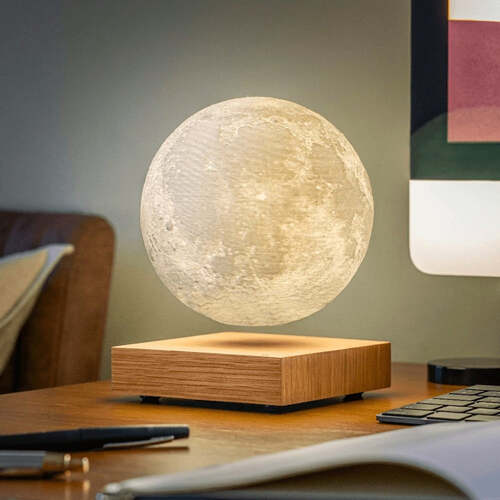 levitating-original-moon-lamp-416209.jpg