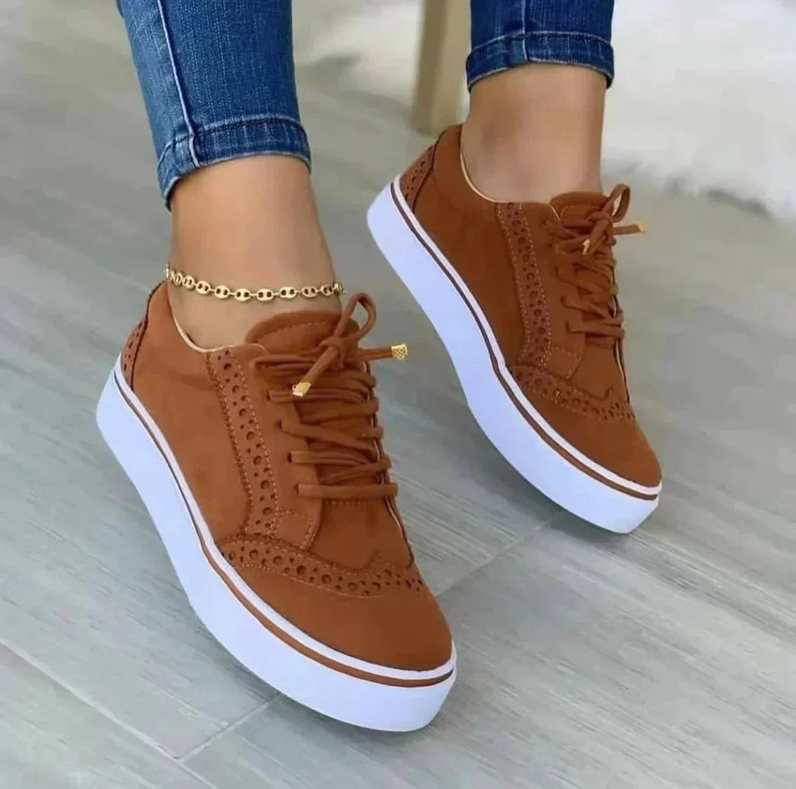 muller-mode-angelina-sneakers-dicke-plateausohle-sneakers-486006.webp