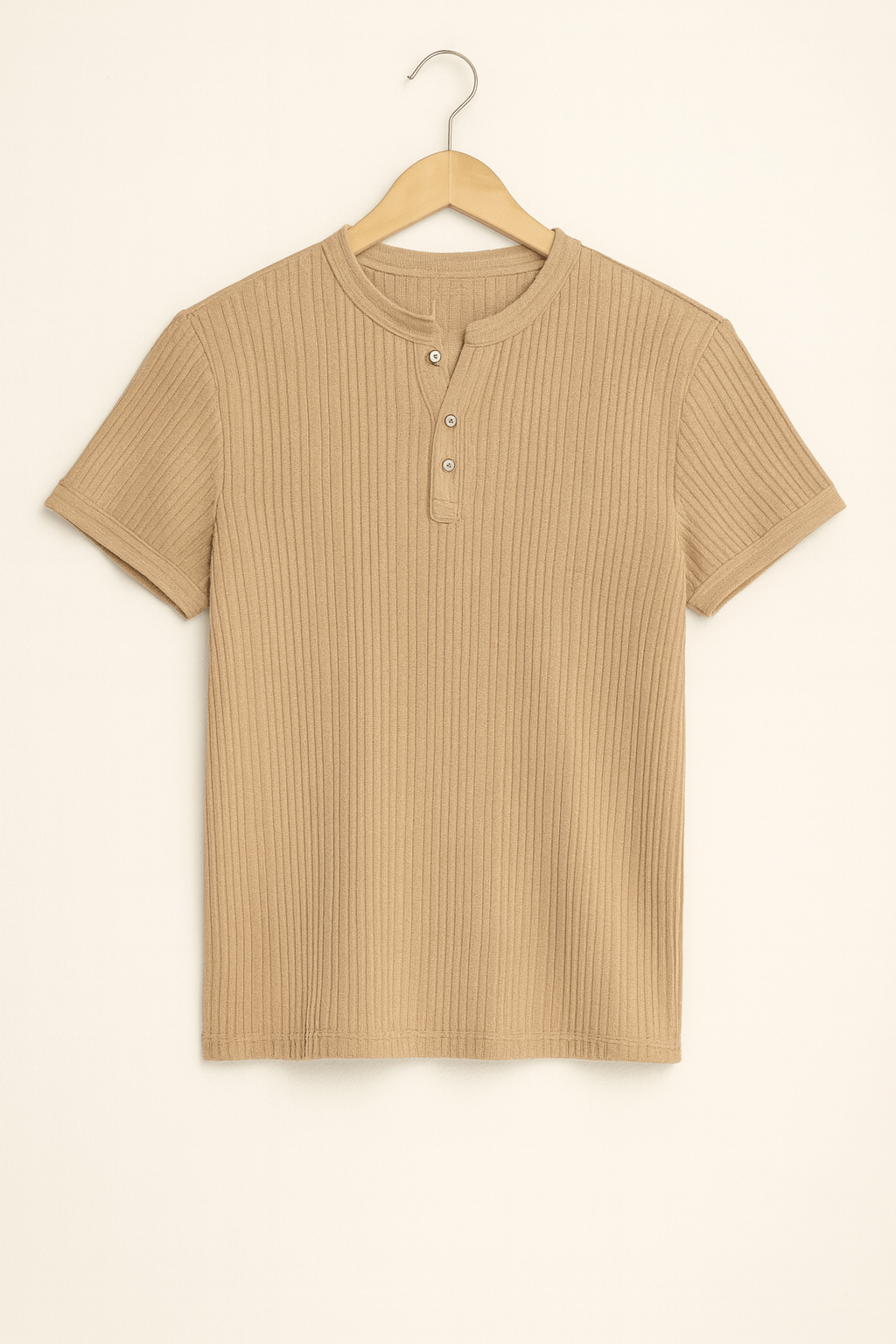 Geripptes Henley Kurzarmhemd